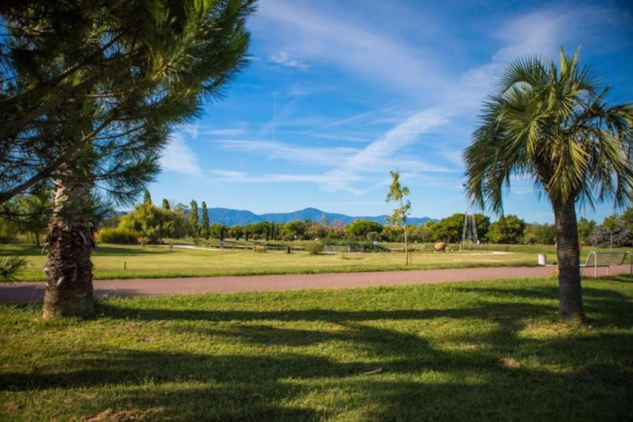 Saint Cyprien Golf View 2 Bedrooms Apartment , 900 M From The Beach Экстерьер фото