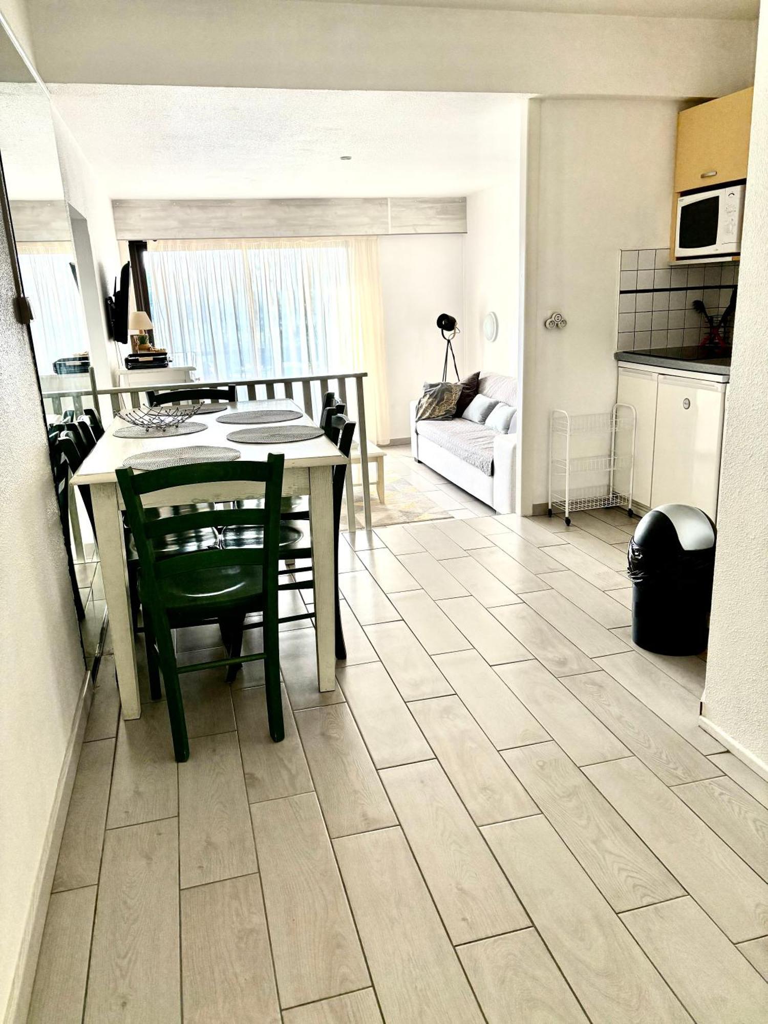 Saint Cyprien Golf View 2 Bedrooms Apartment , 900 M From The Beach Экстерьер фото